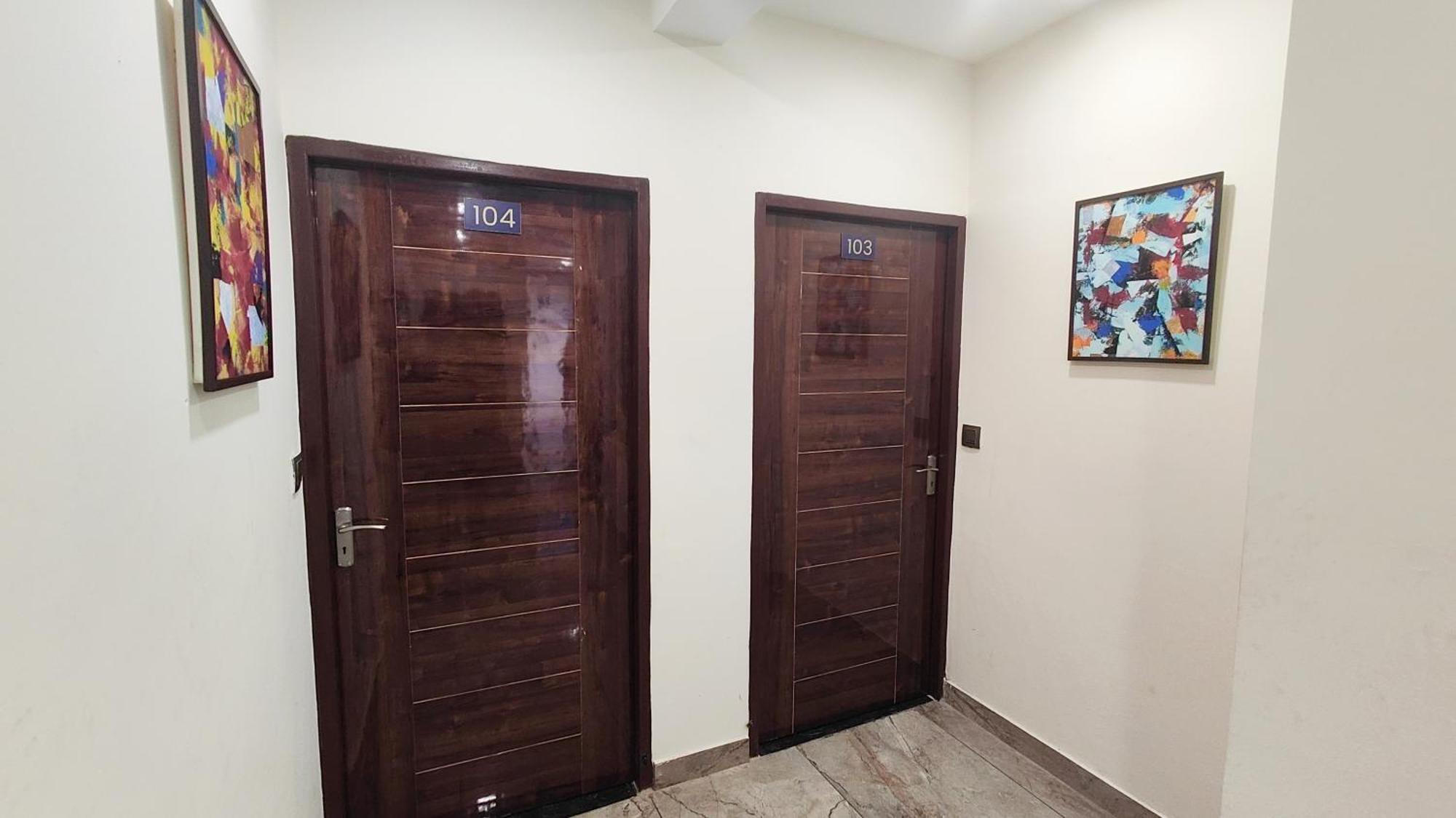 רישיקש Perfectstayz Aiims Near Aiims Hospital מראה חיצוני תמונה
