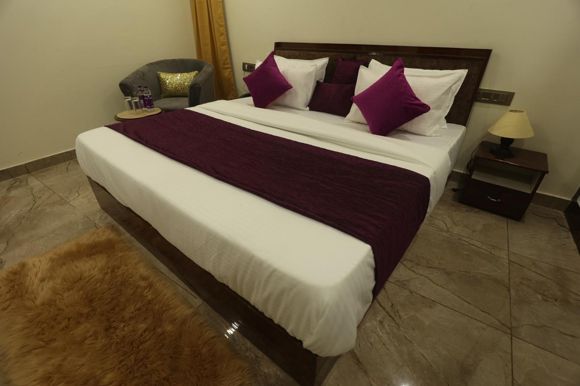 רישיקש Perfectstayz Aiims Near Aiims Hospital מראה חיצוני תמונה